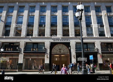 burberry regents street opening times|burberry london shop.